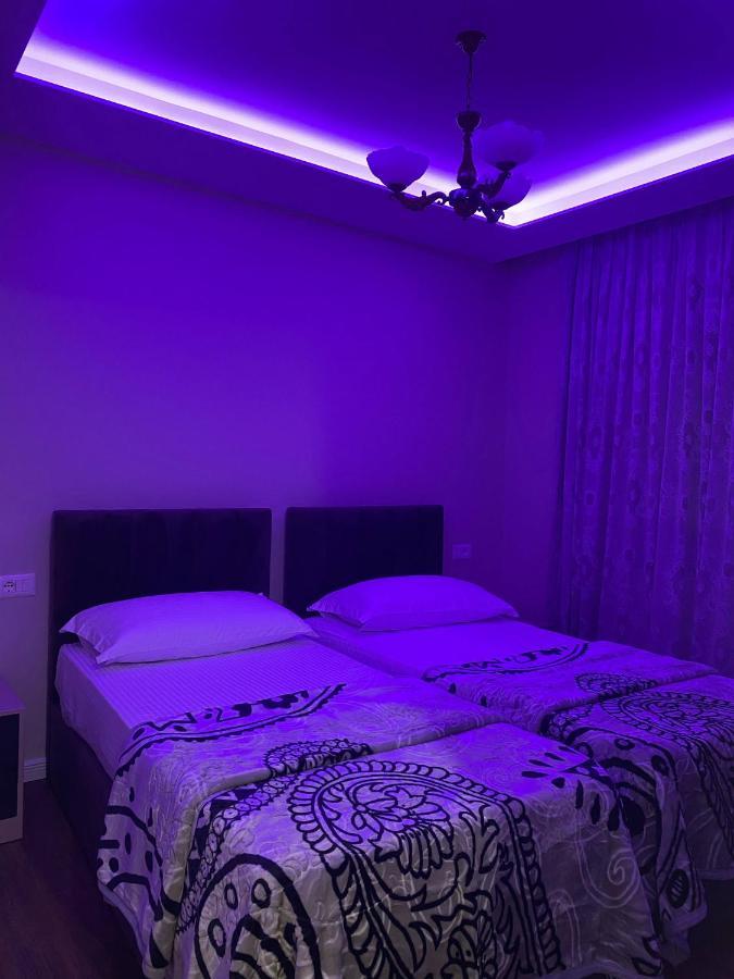 Komatas Modern Apartments In Bllok Area Тирана Екстериор снимка